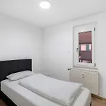 Le Quartier Blackforest-strassburg Holiday home Willstatt